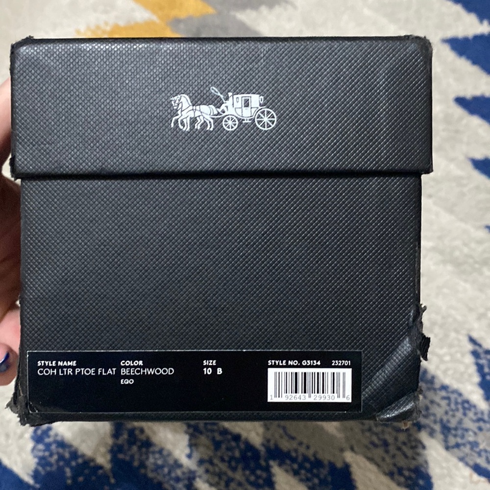 Coach flats